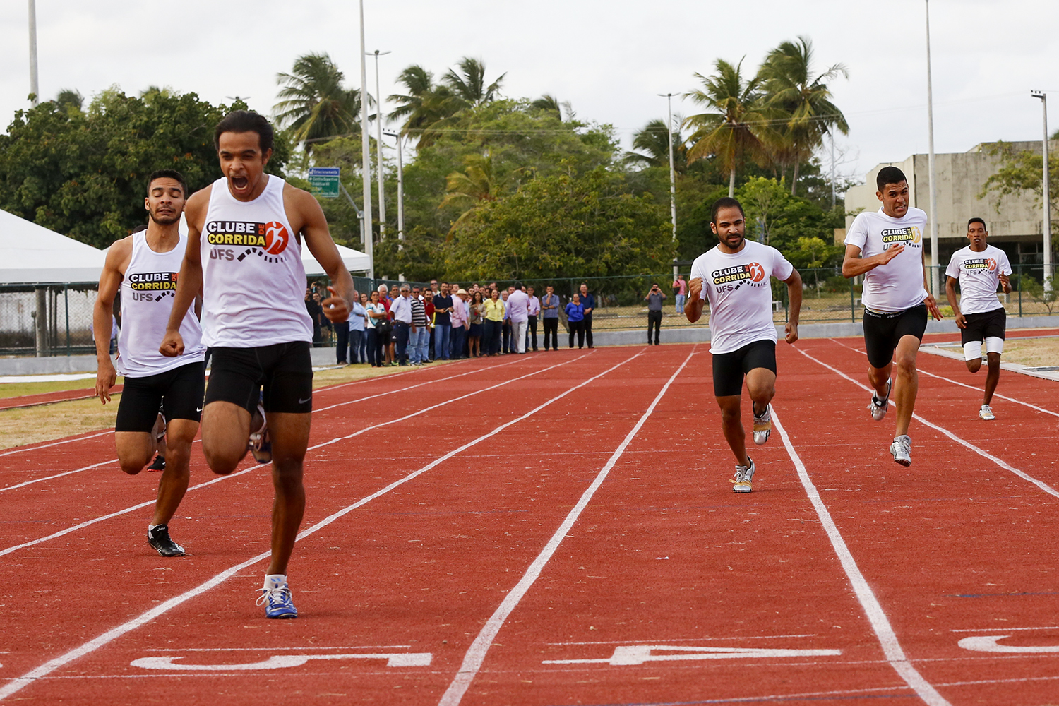 Atletismo é uma das modalidades presentes no projeto. Na foto, competição na pista da UFS. (fotos: arquivo/Adilson Andrade/Ascom UFS)